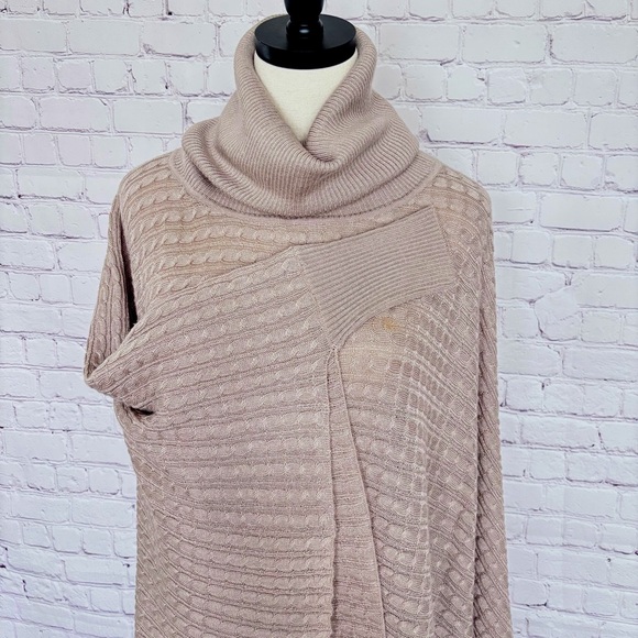 BOSTON PROPER Tan Cable Knit Turtleneck Poncho Sweater--EUC--XS/S - Picture 4 of 14